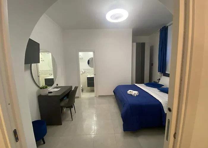 Holiday Room
